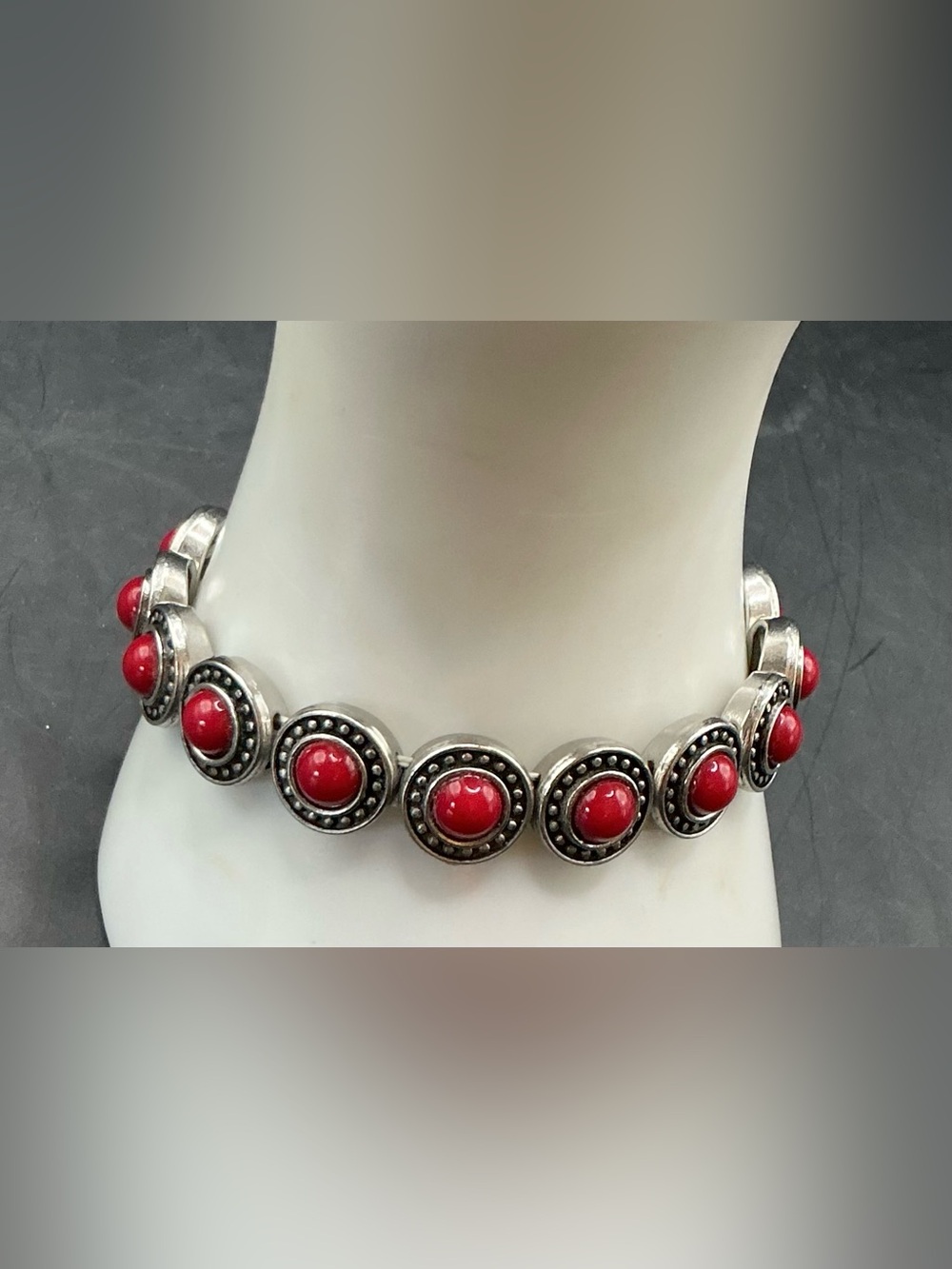 SILVER TONE SMALL RED CABOCHON STRETCH BRACELET